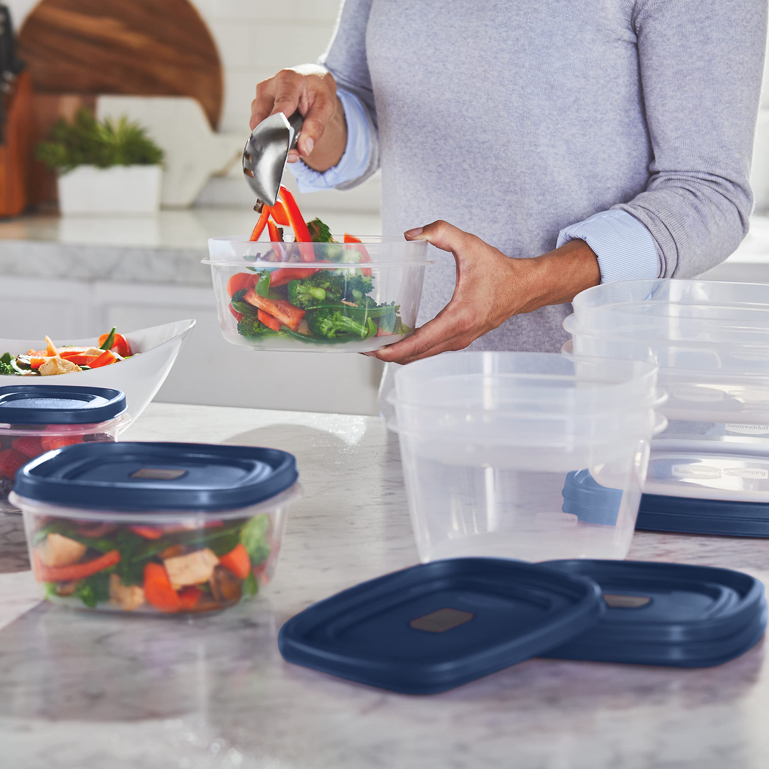 Rubbermaid EasyFindLids Food Storage Containers in Special-Edition Insignia Blue, 42 Piece - Image 5